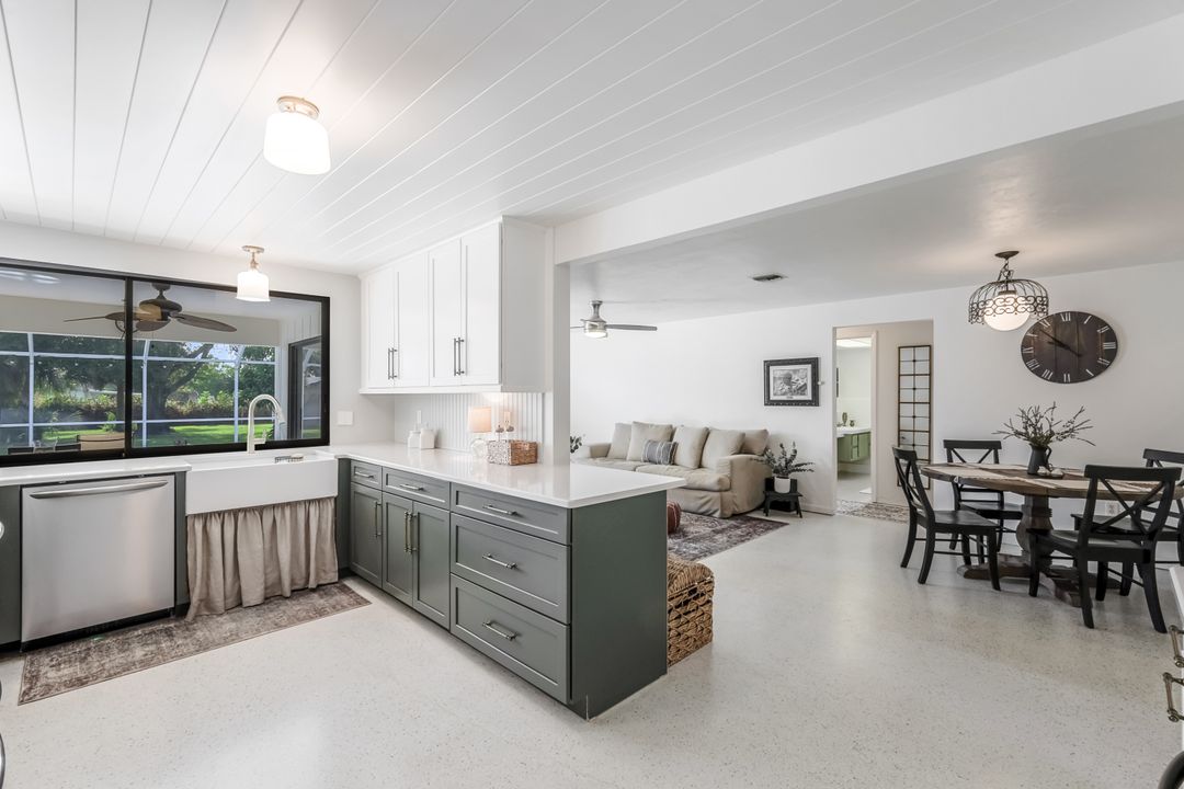 212 Maple Ave N, Lehigh Acres, FL 33936