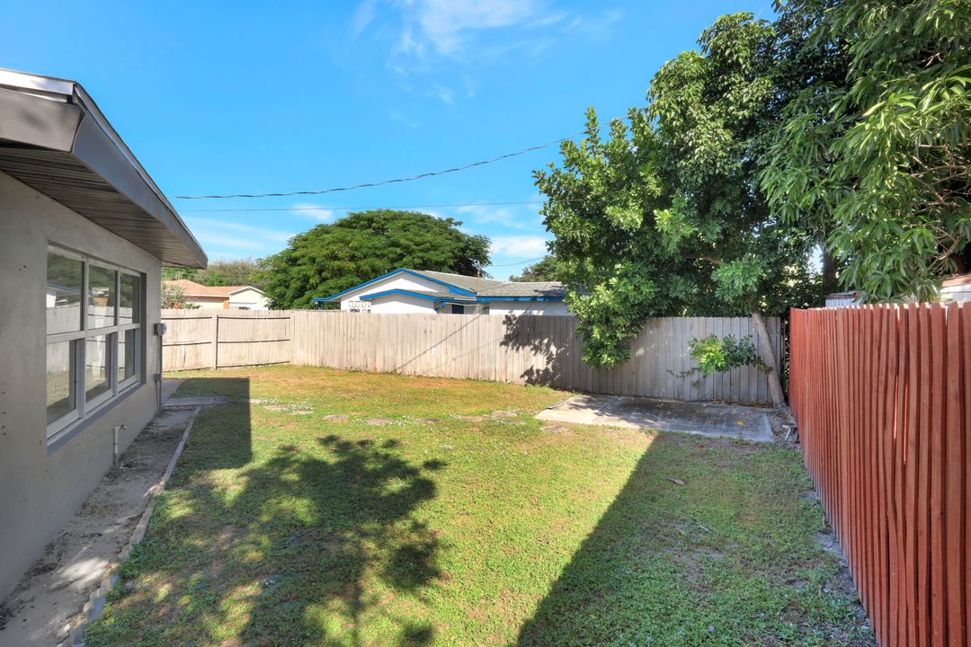 27965 Lime St, Bonita Springs, FL 34135