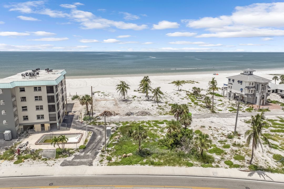 2912 Estero Blvd, Fort Myers Beach, FL 33931