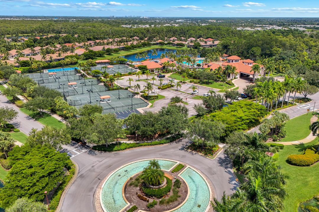 9461 Napoli Ln, Naples, FL 34113
