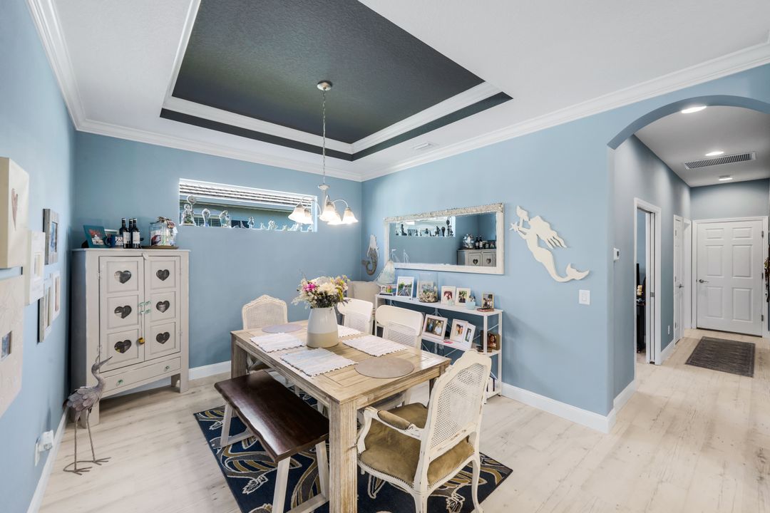 2655 Vareo Ct, Cape Coral, FL 33991