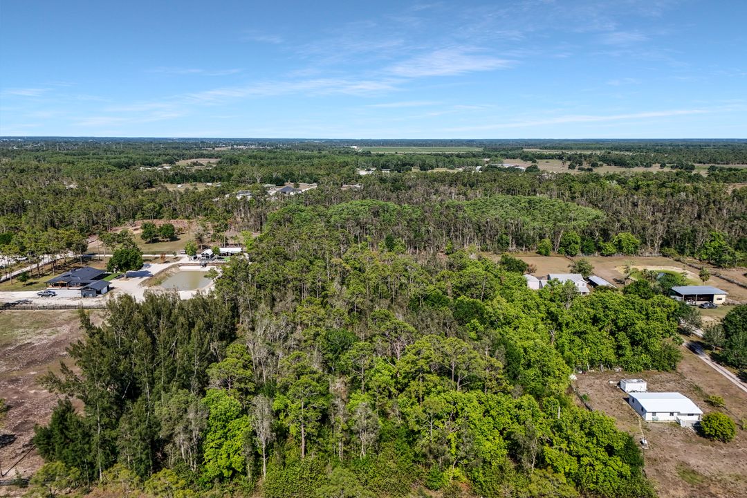 12571 Shawnee Rd, Fort Myers, FL 33913