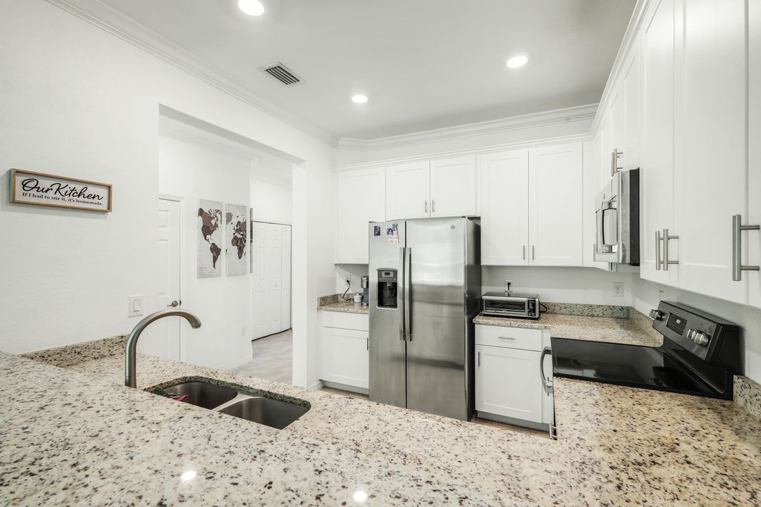 12054 Via Lighthouse Ln, Fort Myers, FL 33913