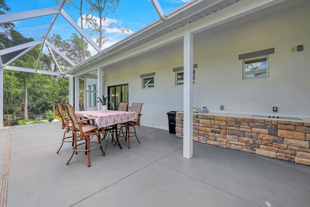 5203 Raintree Ln, Naples, FL 34113