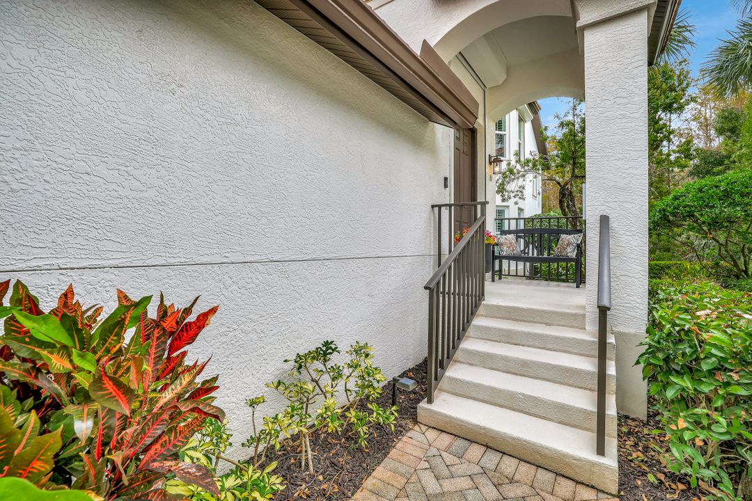 2540 Talon Ct #504, Naples, FL 34105