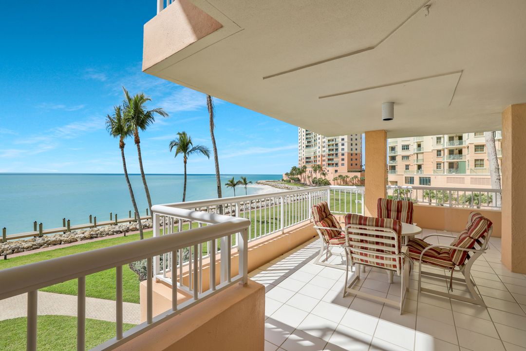 990 Cape Marco Dr  #208, Marco Island, FL 34145