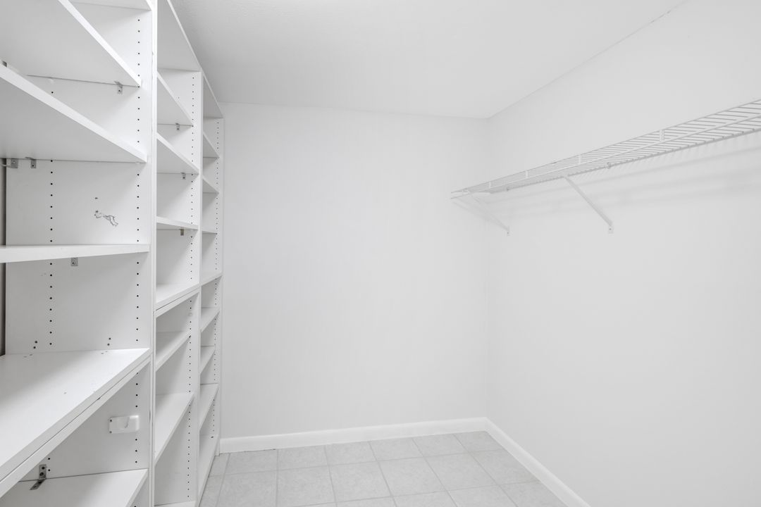 81 9th St, Bonita Springs, FL 34134