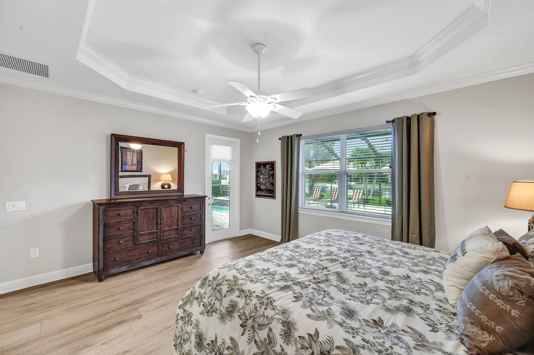 9111 Graphite Cir, Naples, FL 34120