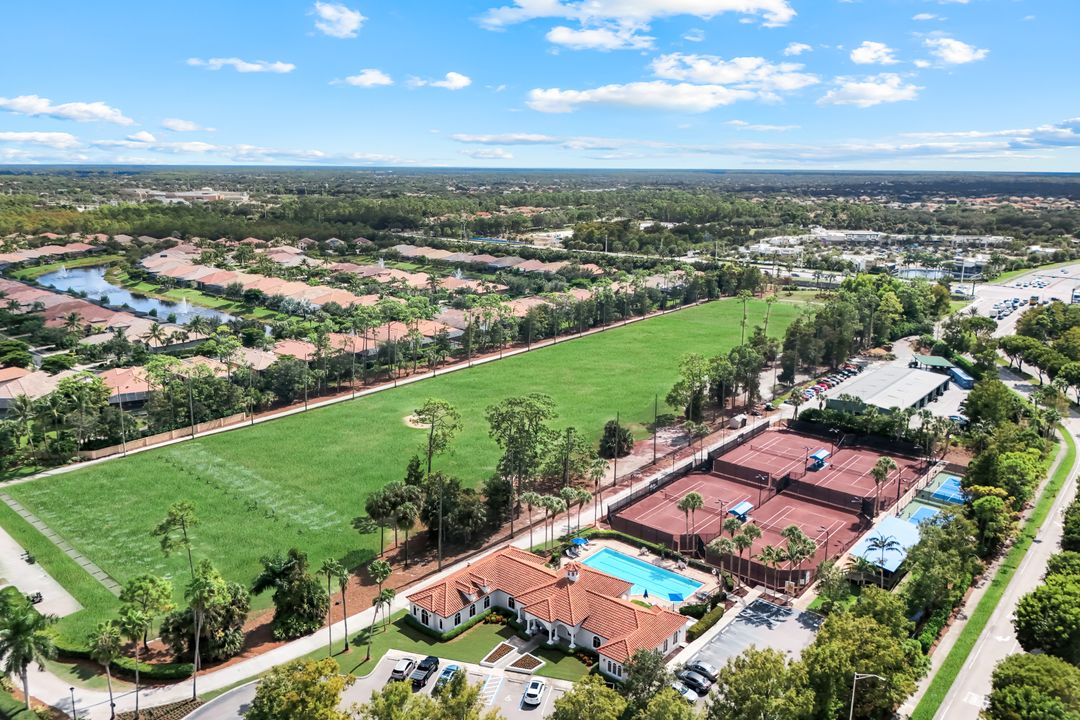 7395 Monteverde Way, Naples, FL 34119