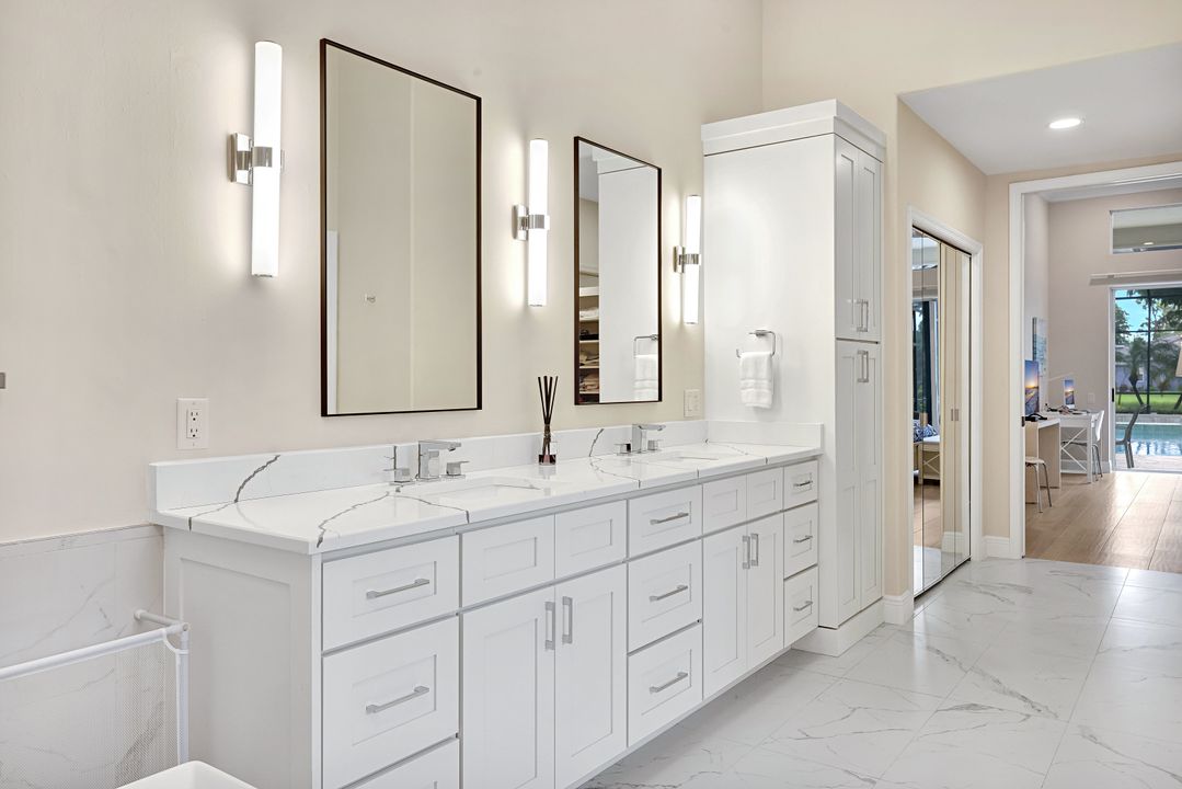 24421 Woodsage Dr, Bonita Springs, FL 34134