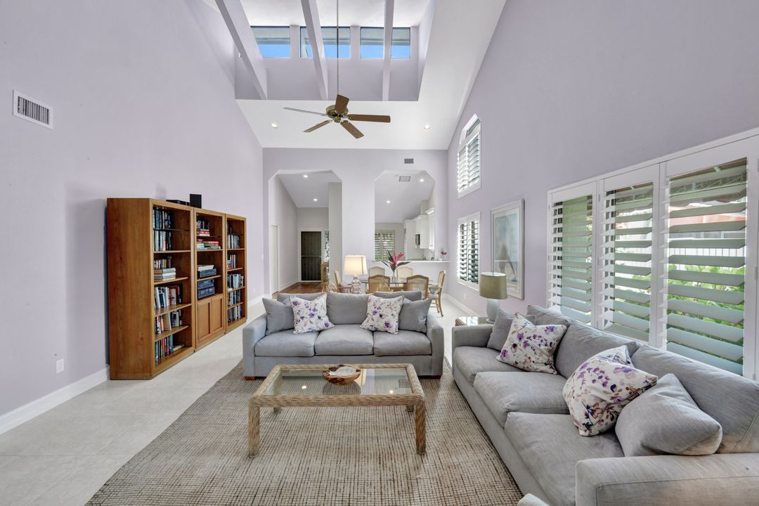 202 Bears Paw Trail, Naples, FL 34105