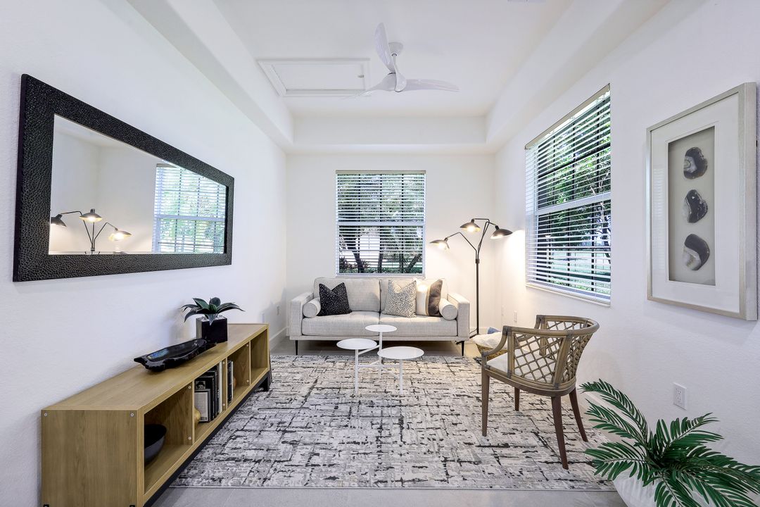 8637 Champions Point #901, Naples, FL 34113