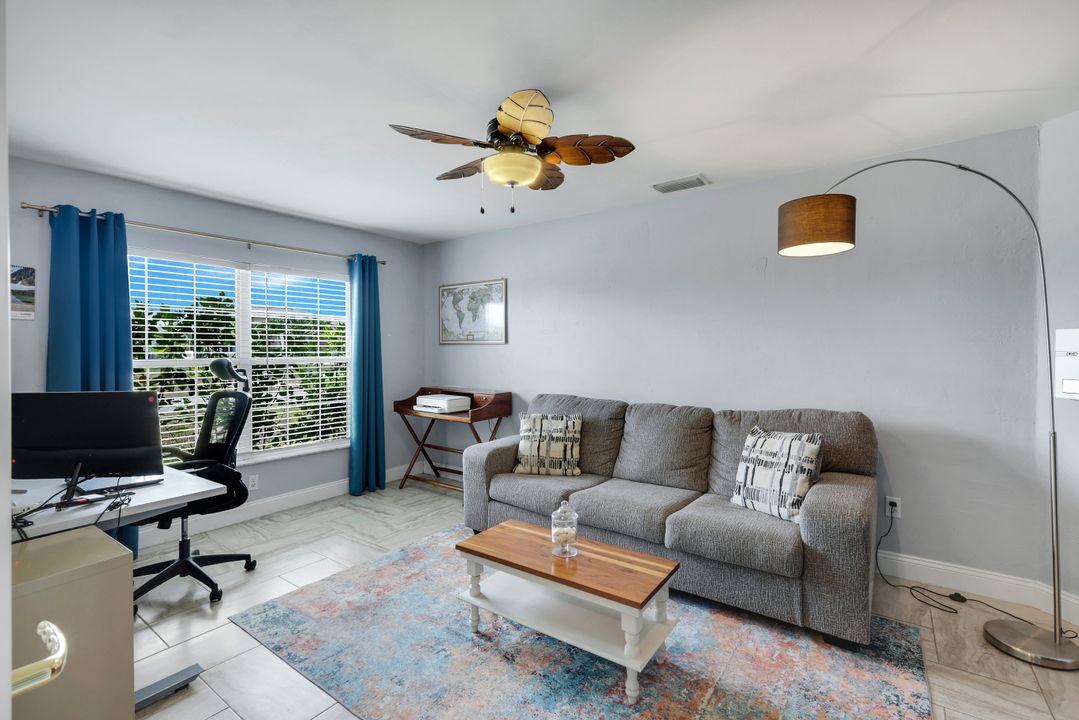 1402 NE 19th Terrace, Cape Coral, FL 33909