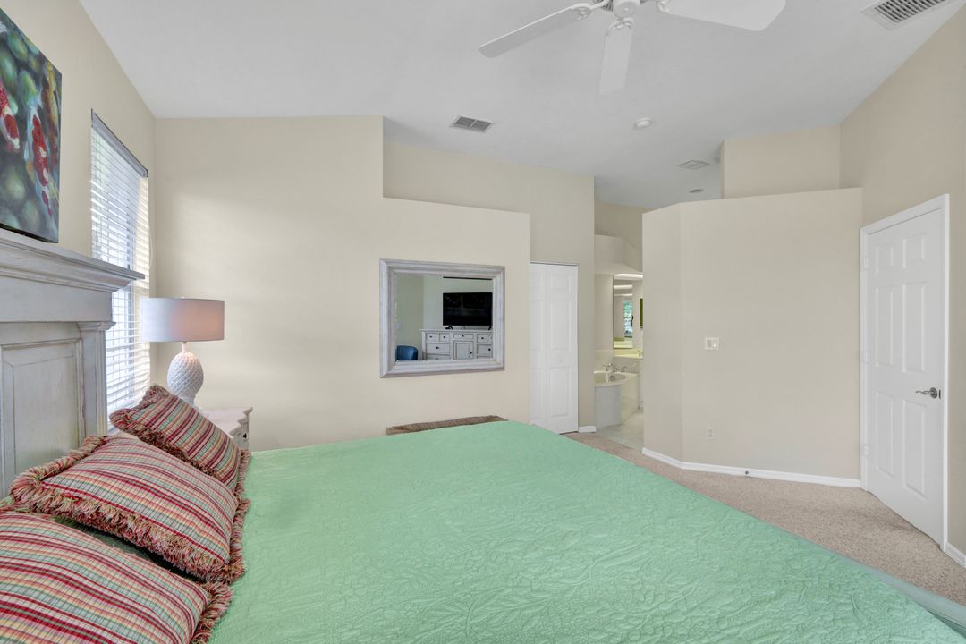 10320 Cape Roman Rd, Bonita Springs, FL 34135