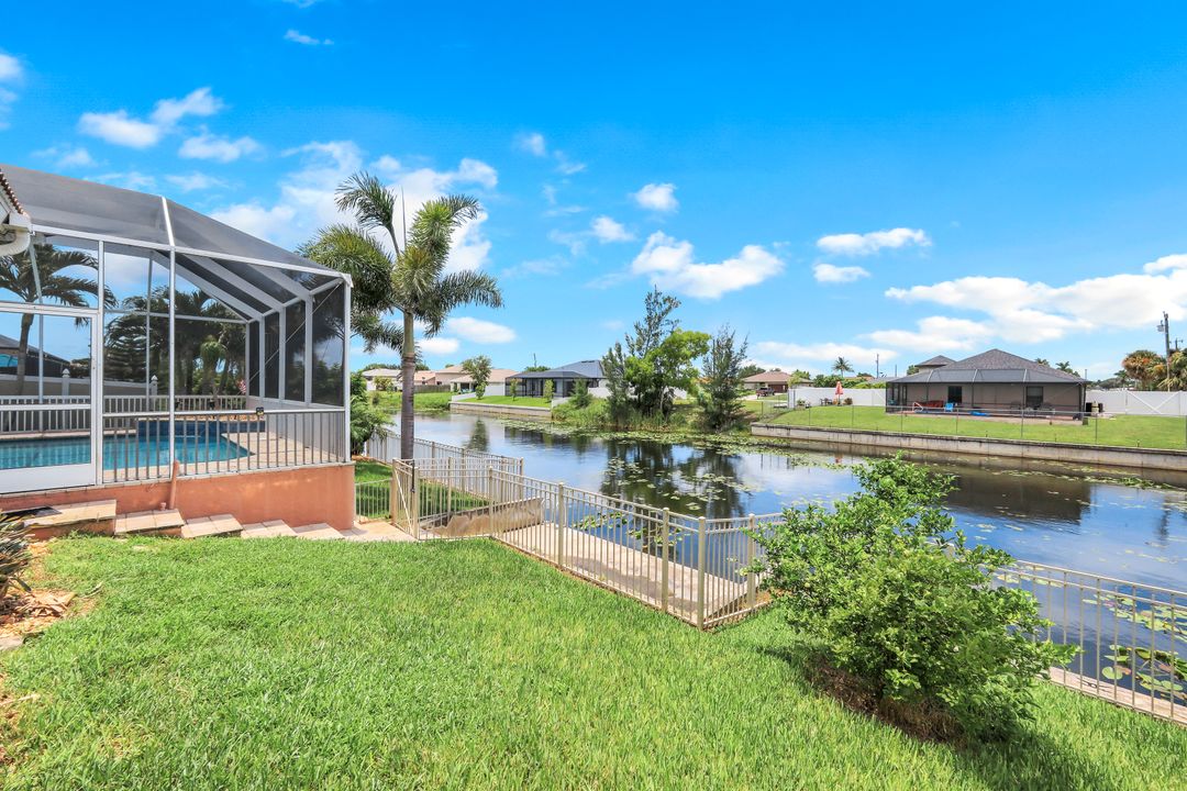 3214 SW 11th Pl, Cape Coral, FL 33914