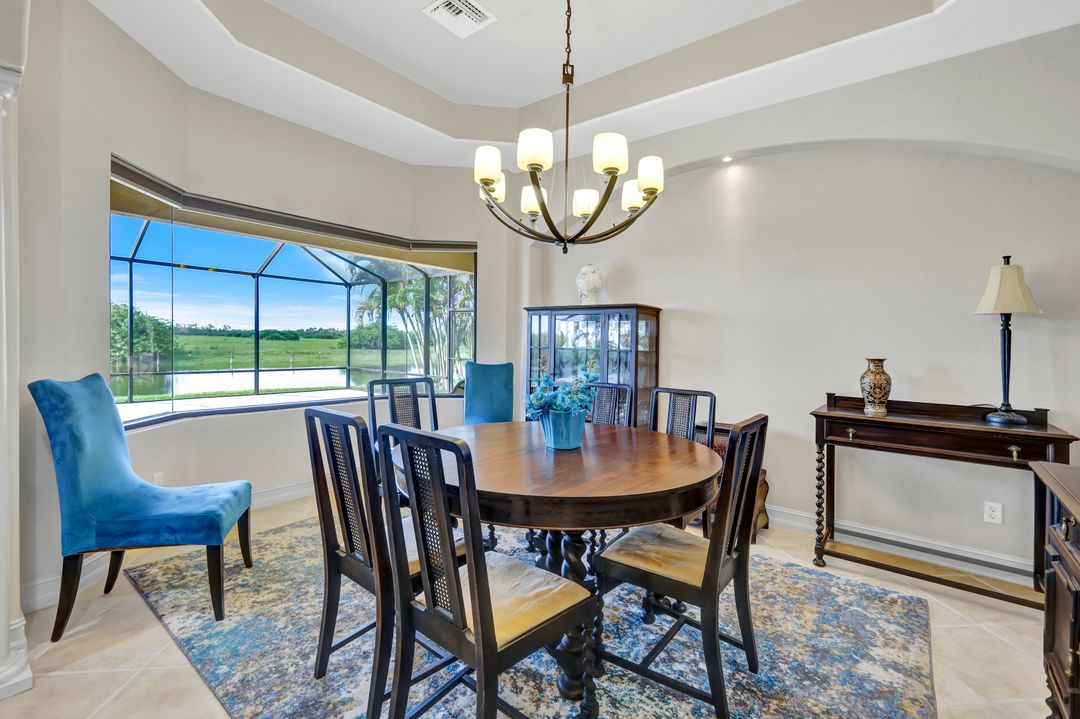 18493 Royal Hammock Blvd, Naples, FL 34114