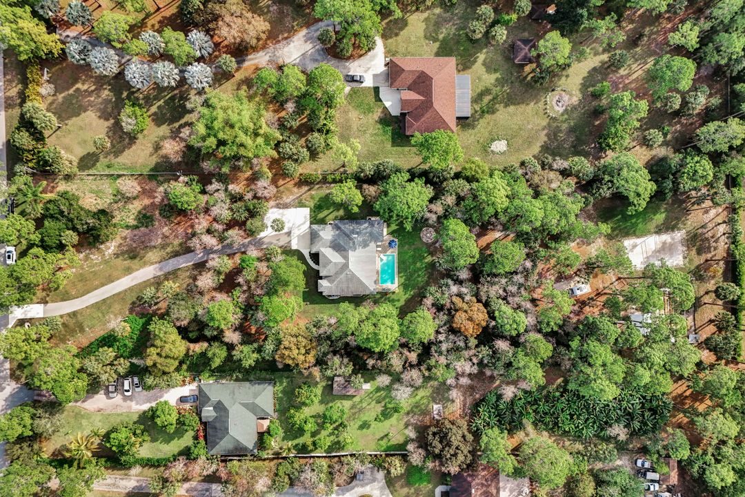 3700 11th Ave SW, Naples, FL 34117