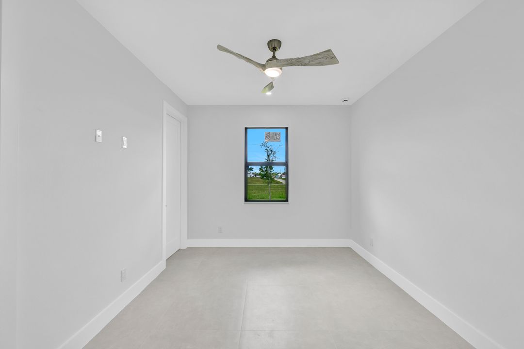 1901 NW 27th St, Cape Coral, FL 33993