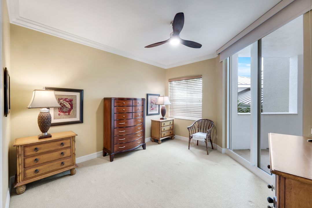 295 Grande Way #104, Naples, FL 34110