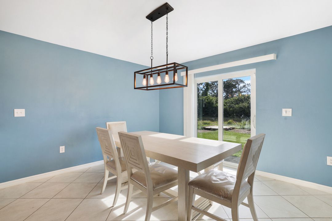 360 Pembroke St, Lehigh Acres, FL 33974