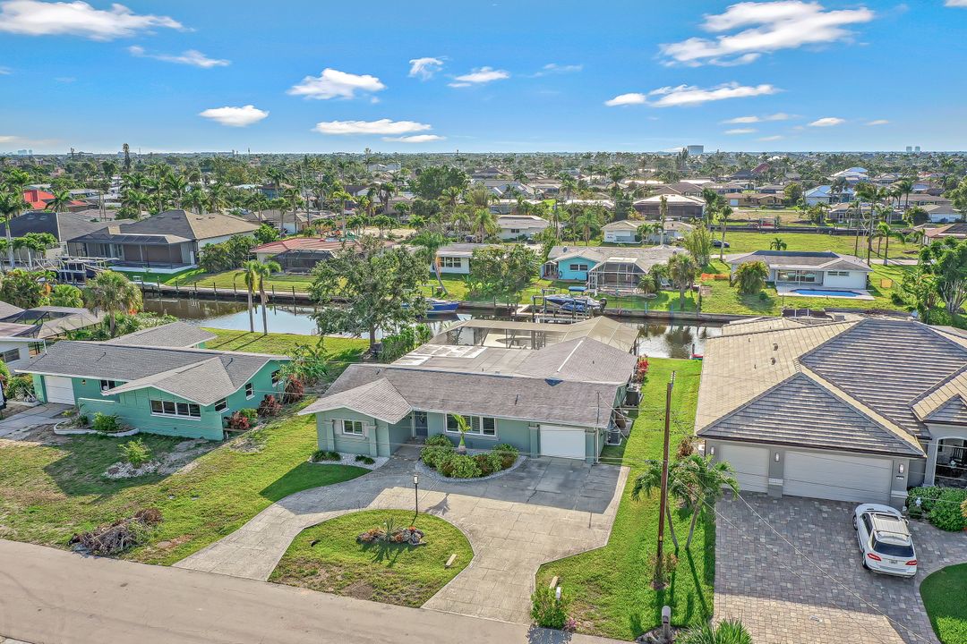 5333 Cortez Ct, Cape Coral, FL 33904