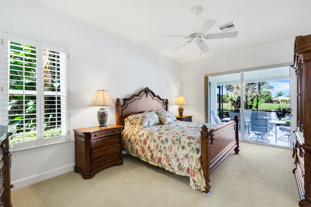 8737 Mustang Island Cir, Naples, FL 34113