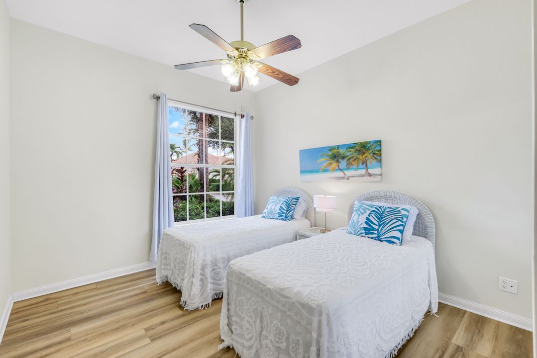 2984 Gilford Way, Naples, FL 34119