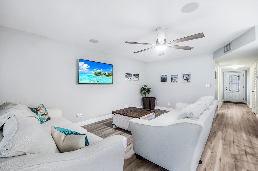 147 Forest Lakes Blvd #147, Naples, FL 34105