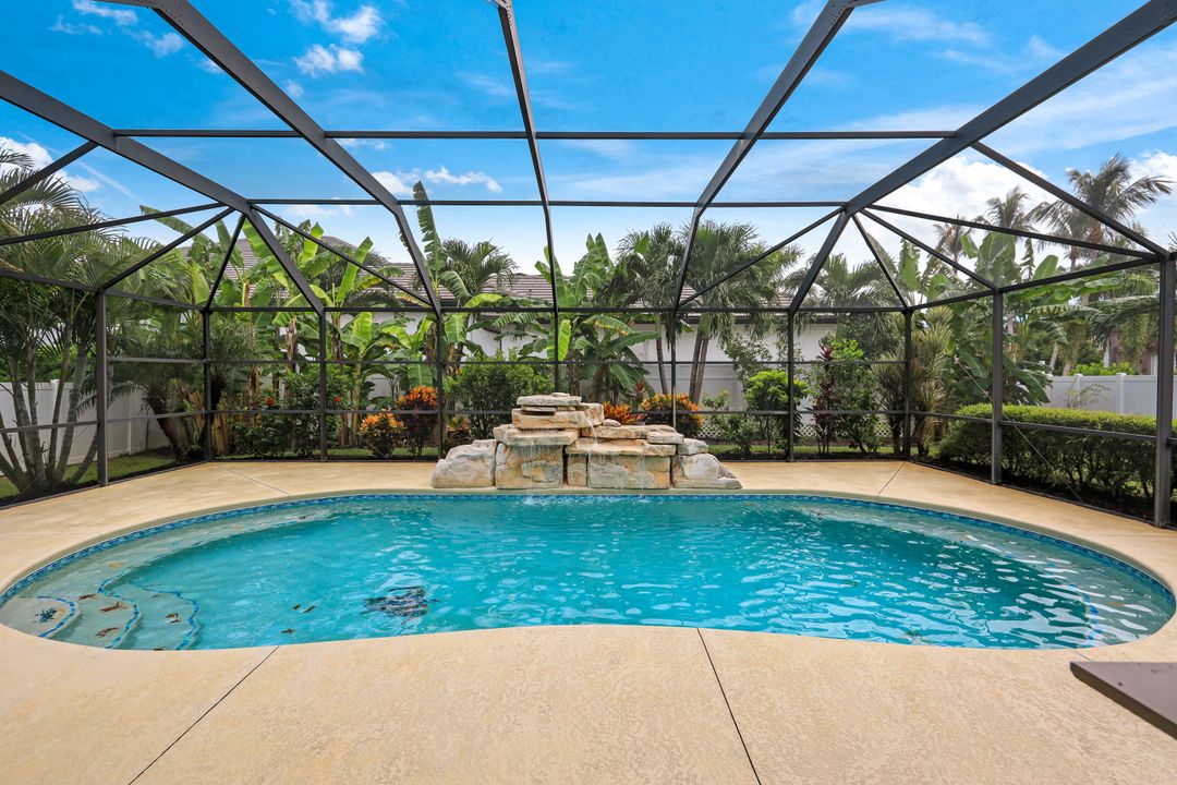 27120 Edenbridge Ct, Bonita Springs, FL 34135