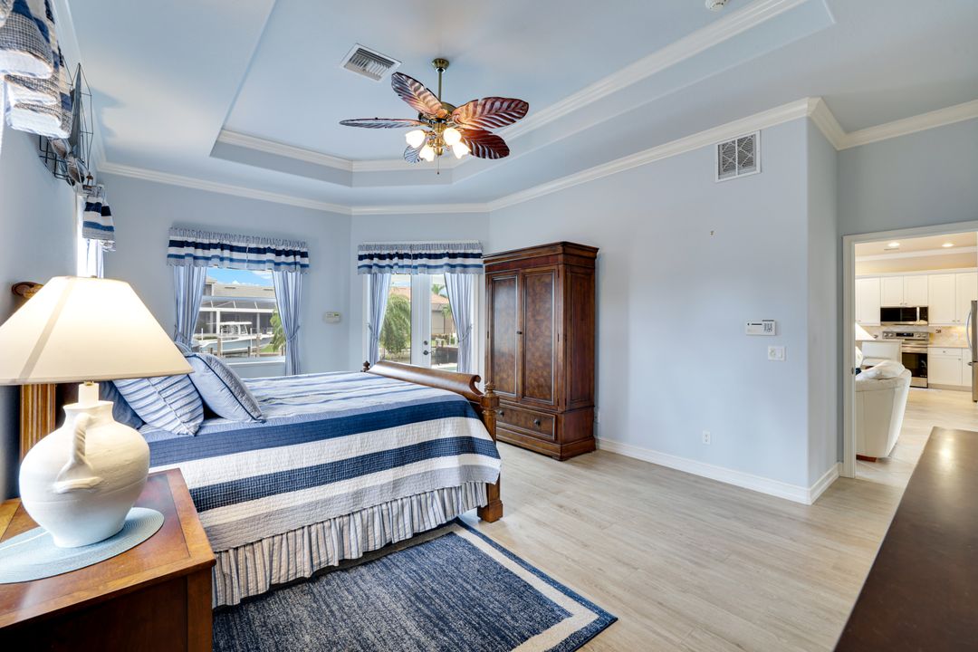 1557 Kingston Ct, Marco Island, FL 34145
