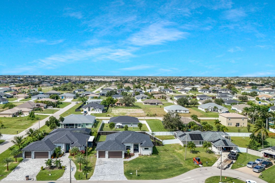 224 NW 14th Pl, Cape Coral, FL 33993