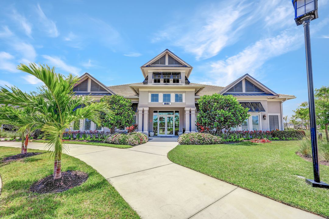 172 Indies Dr E #102, Naples, FL null