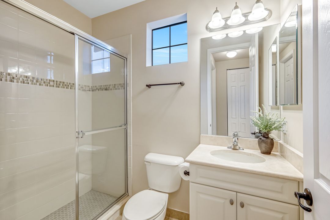 11732 Meadowrun Cir, Fort Myers, FL 33913