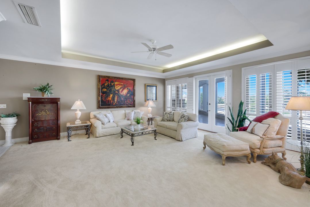 828 Hideaway Cir E #423, Marco Island, FL 34145