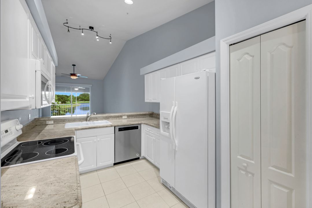 20050 Barletta Ln #223, Estero, FL 33928