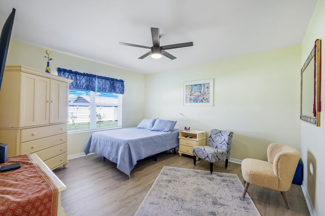 2933 SW 7th Pl, Cape Coral, FL 33914