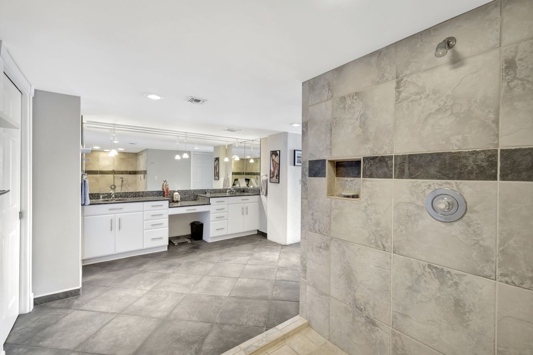 5620 S Landings Dr #1108, Fort Myers, FL 33919