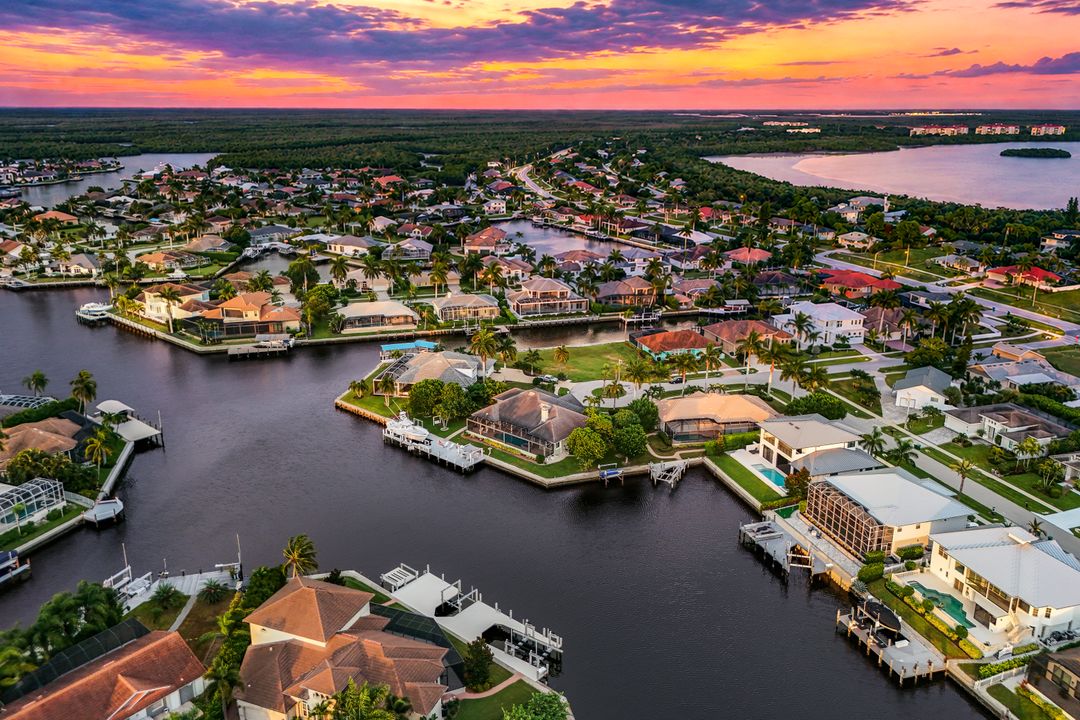 60 Covewood Ct, Marco Island, FL 34145