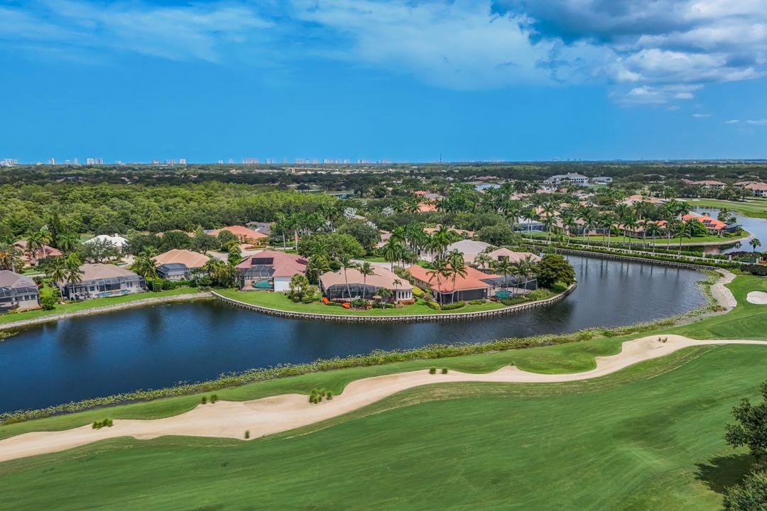 2988 St Barnabas Ct, Naples, FL 34105