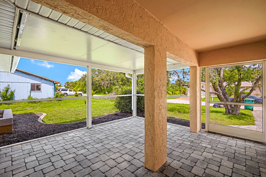 861 Mensh Terrace NW, Port Charlotte, FL 33948