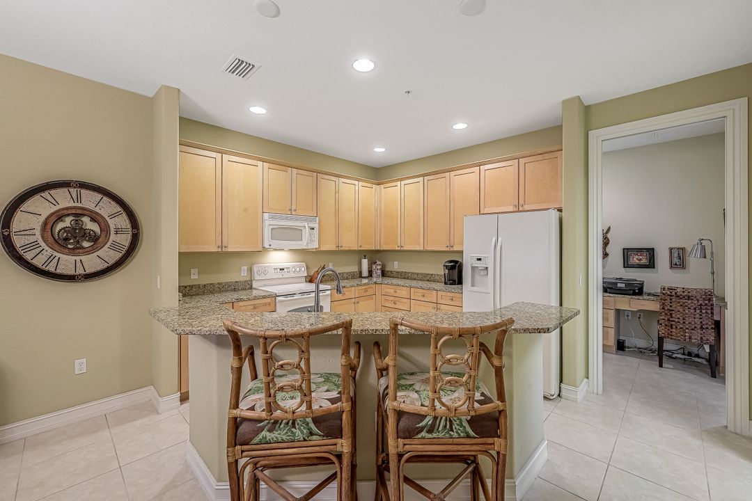 9110 Capistrano St S #8402, Naples, FL 34113