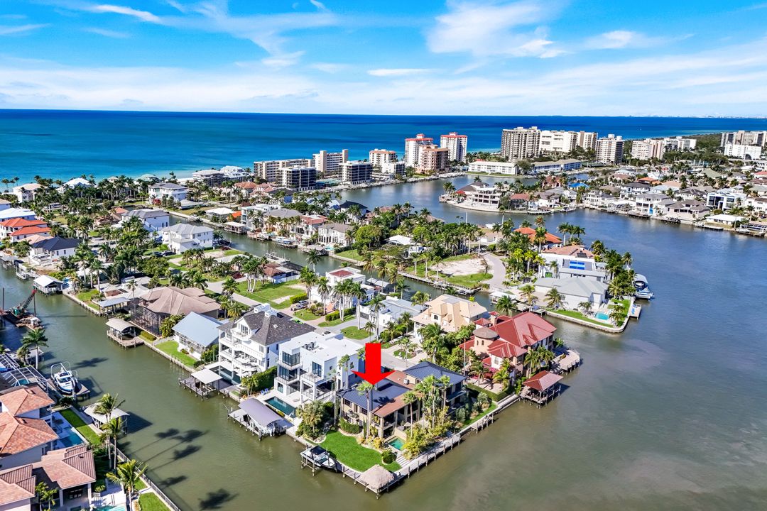 290 Channel Dr, Naples, FL 34108