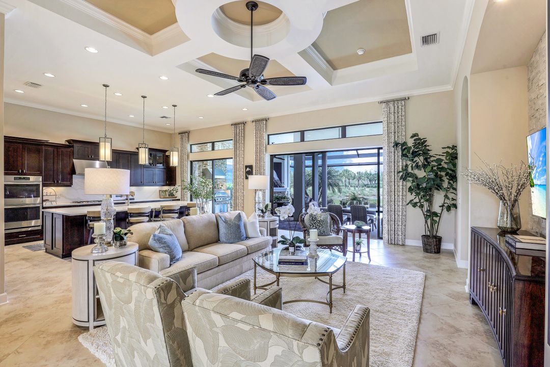 8828 Savona Ct, Naples, FL 34119