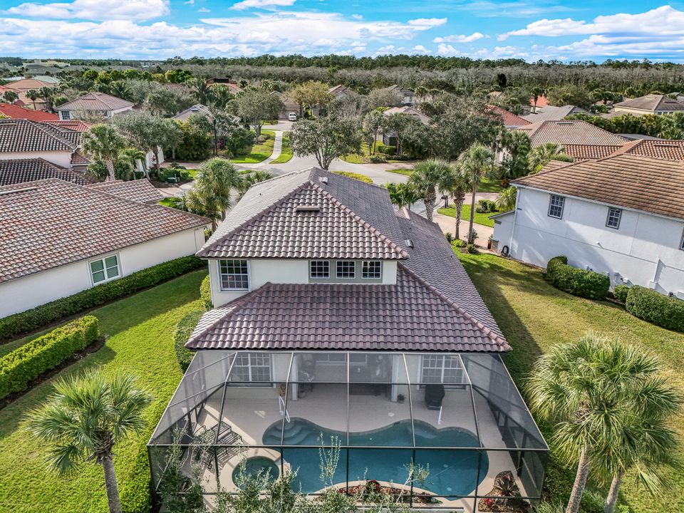 9175 Shale Ct, Naples, FL 34120