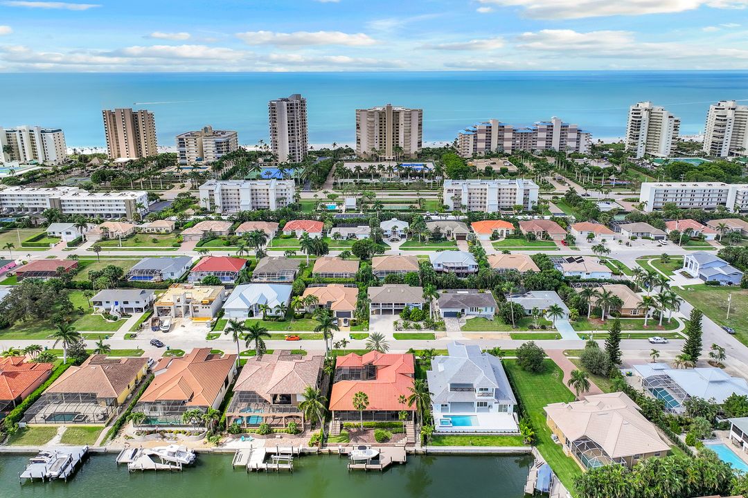 833 Swan Dr, Marco Island, FL 34145