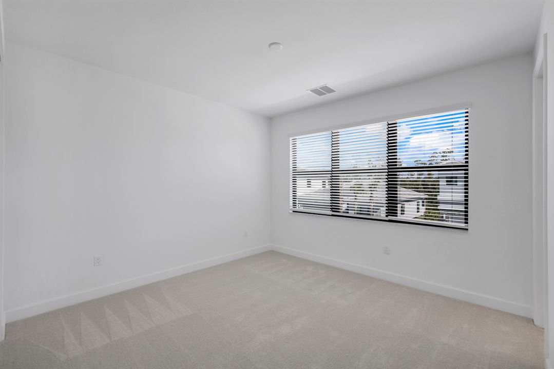 20703 Fair Oak Ln, Estero, FL 33928