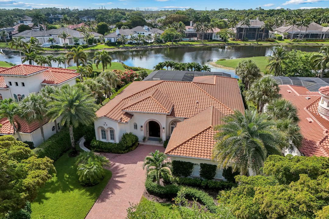 2048 Isla Vista Ln, Naples, FL 34105
