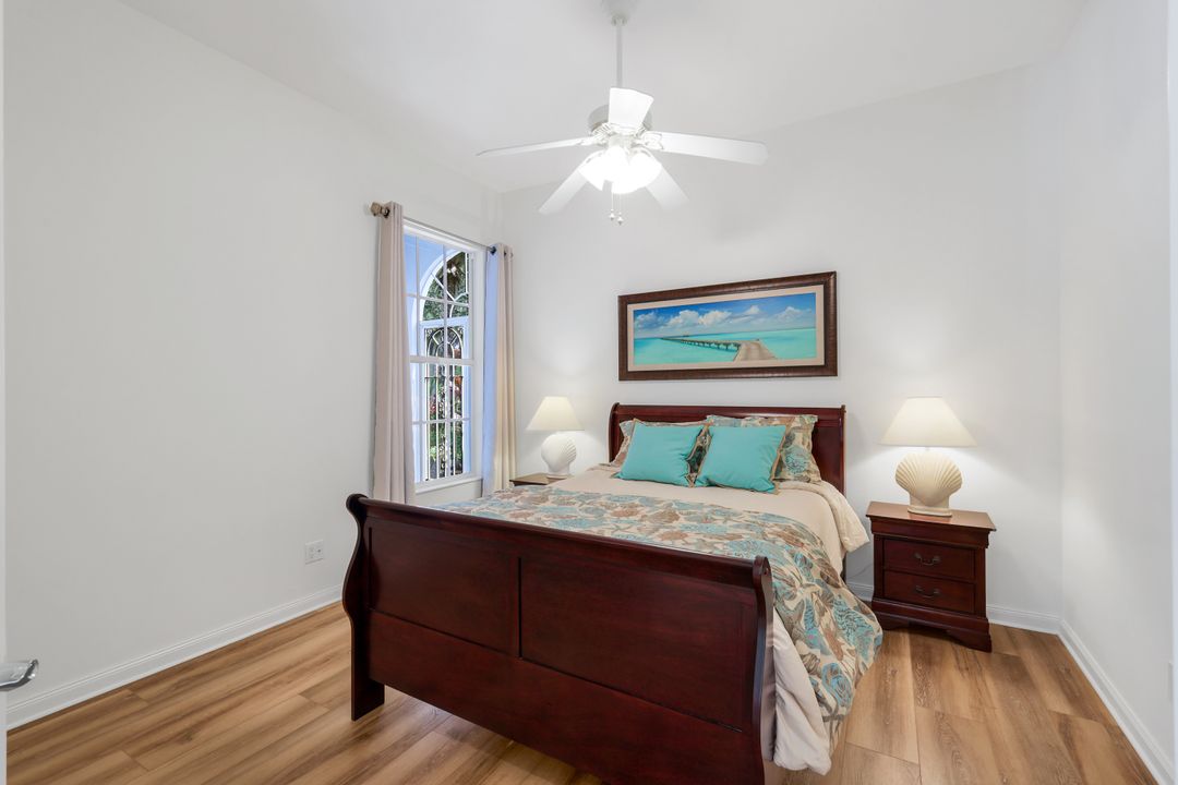 2984 Gilford Way, Naples, FL 34119