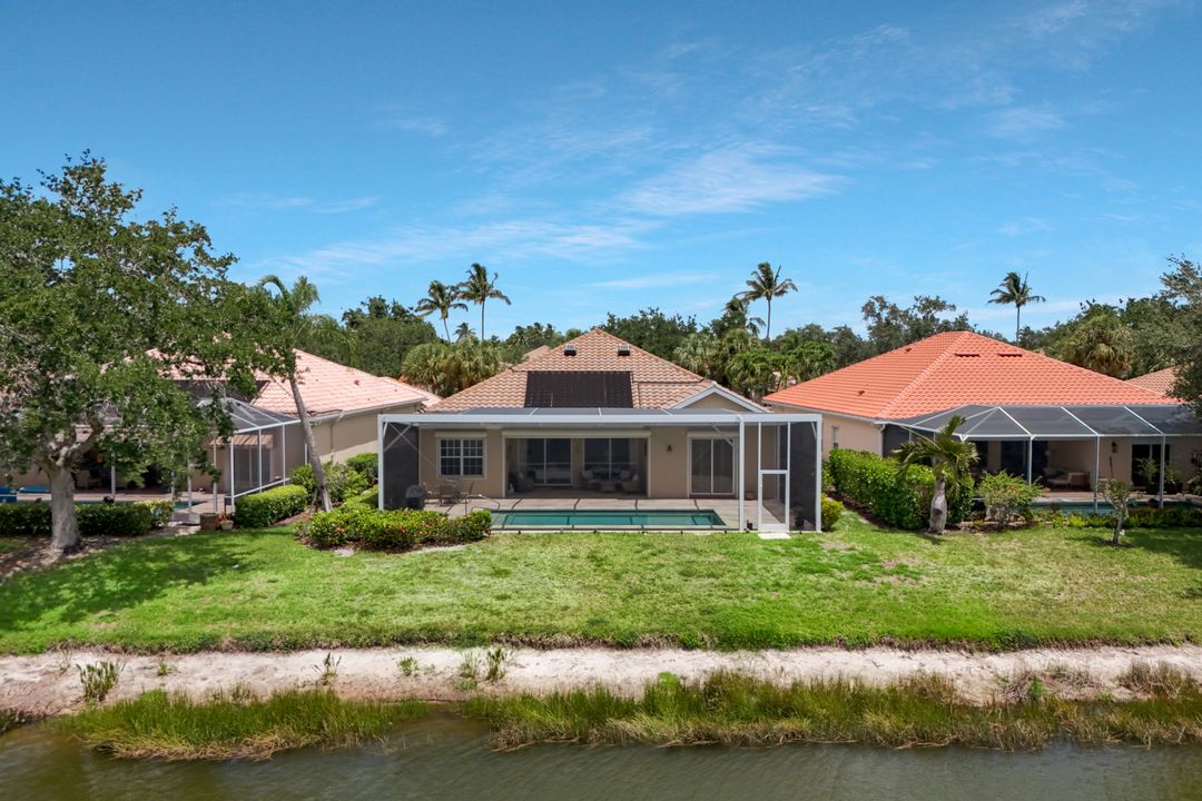 3964 Upolo Ln, Naples, FL 34119