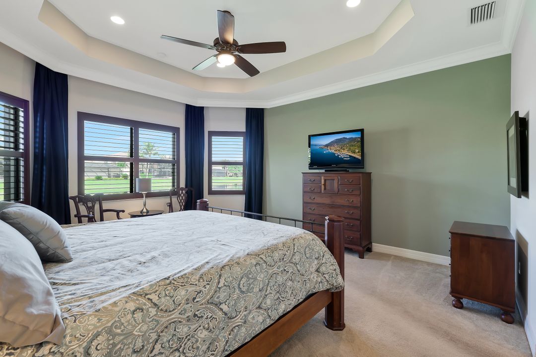 3384 Atlantic Cir, Naples, FL 34119